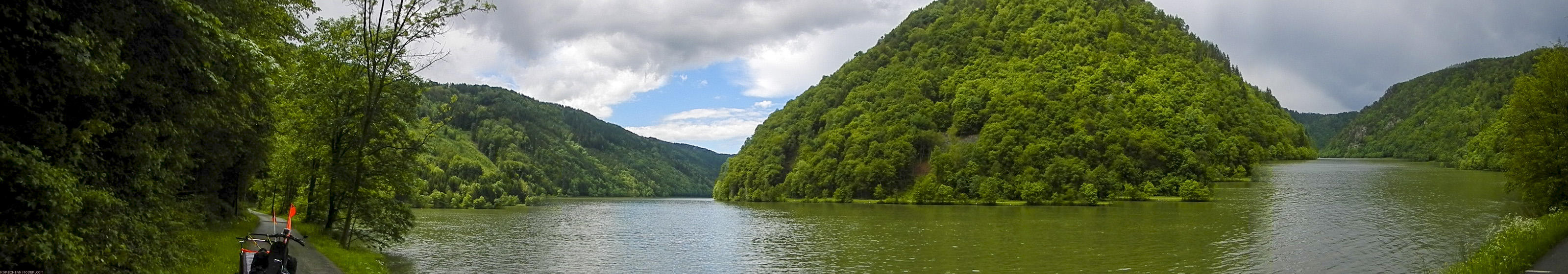 Rain cycling along Isar and Danube, May 2014.