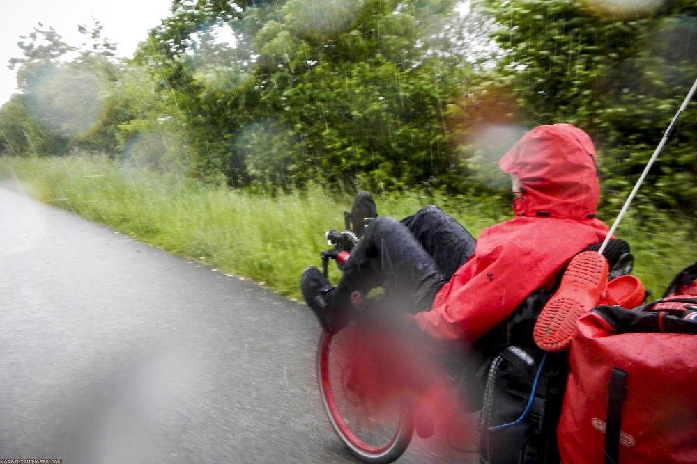 Rain cycling along Isar and Danube, May 2014.