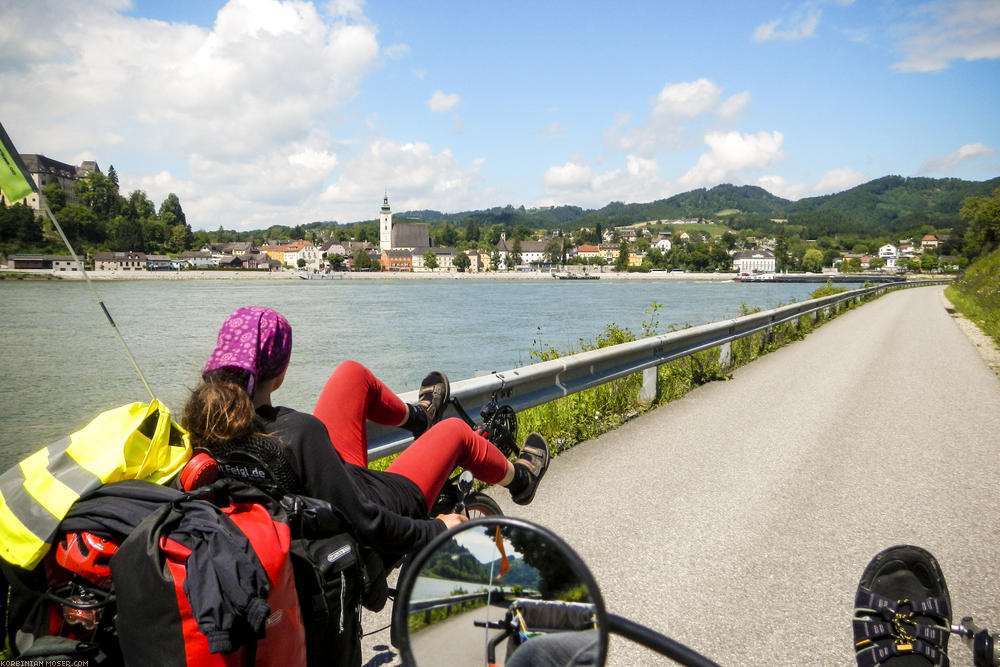 Rain cycling along Isar and Danube, May 2014.