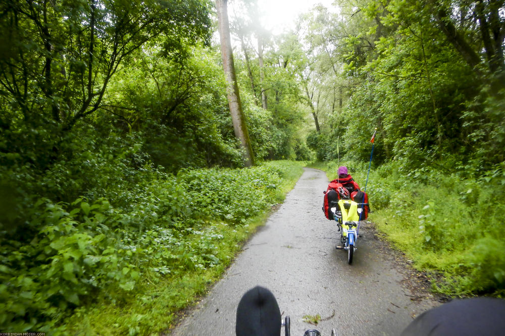 Rain cycling along Isar and Danube, May 2014.