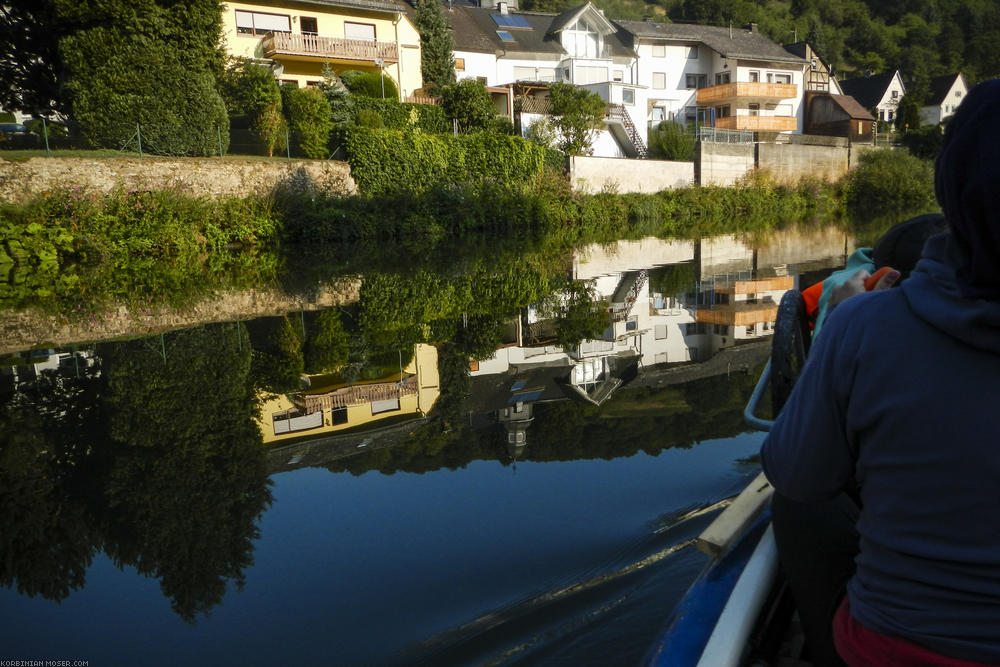 Pregnancy-Canoeing. Down the Rhine, up the Lahn. Summer 2015.