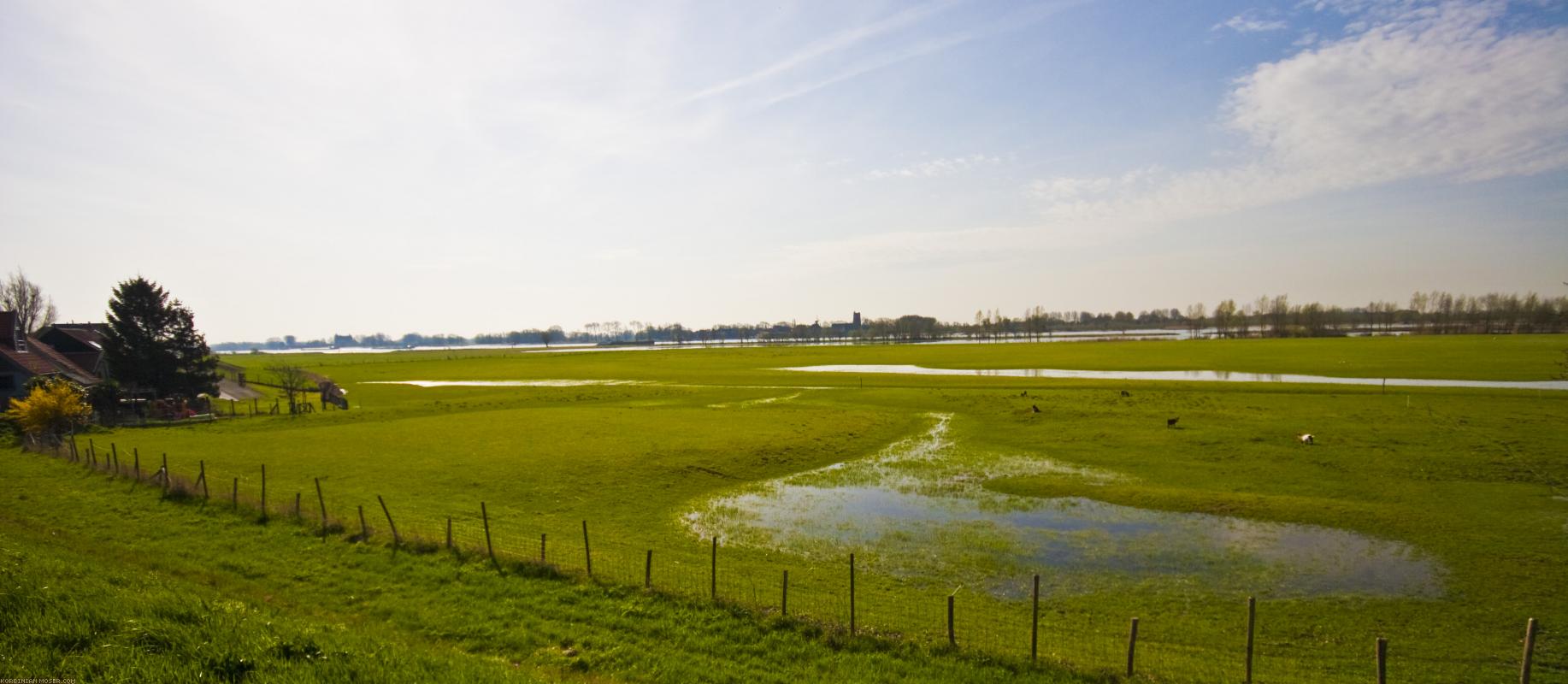 ﻿Benelux biciklitúra. A hideg, a szél és az eső ellenére. Húsvét 2010