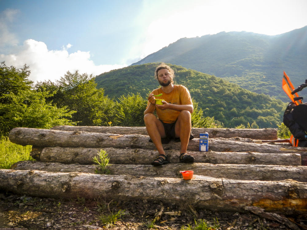 Wild Wild East. Balkán túra június 2014-ben.